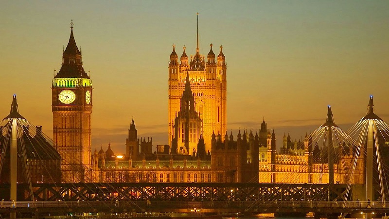 بريطانيا تتلقى طلباً رئاسياً عاجلاً!