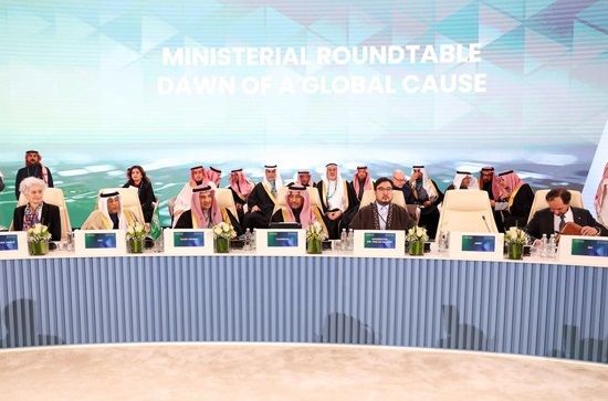 أخبار الخليج: الأمين العام لمجلس التعاون ينضم إلى النسخة الخامسة من الطاولة المستديرة الوزارية لمنتدى مستقبل المعادن